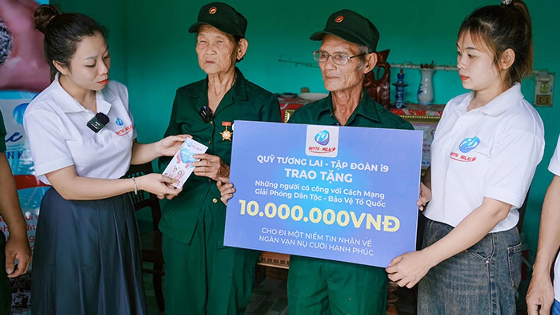 Đội ngũ hỗ trợ khách hàng của vin68 sẵn sàng phục vụ